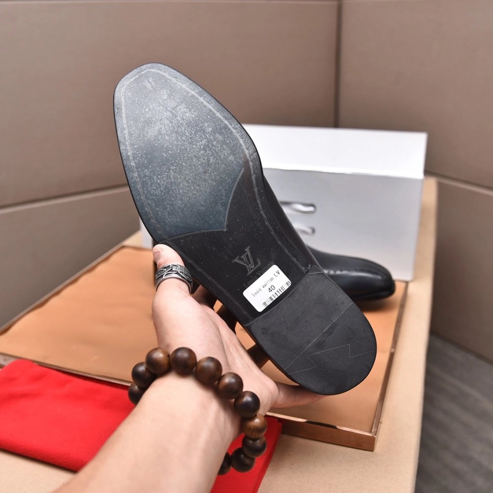 Louis Vuitton leather shoes 122,Louis Vuitton Leather Shoes,LOUIS VUITTON Sneakers,Business Shoes