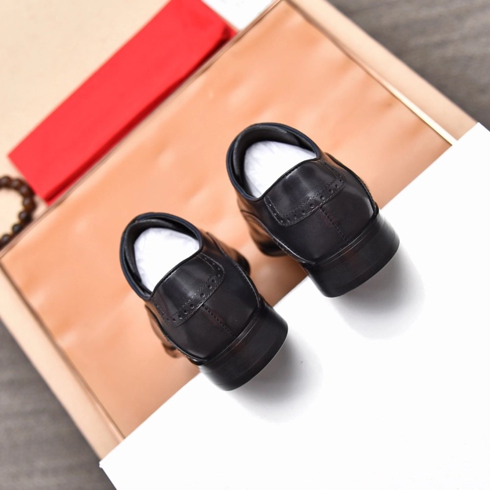Louis Vuitton leather shoes 122,Louis Vuitton Leather Shoes,LOUIS VUITTON Sneakers,Business Shoes