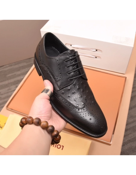 Louis Vuitton leather shoes 118,Louis Vuitton Leather Shoes,LOUIS VUITTON Sneakers,Business Shoes