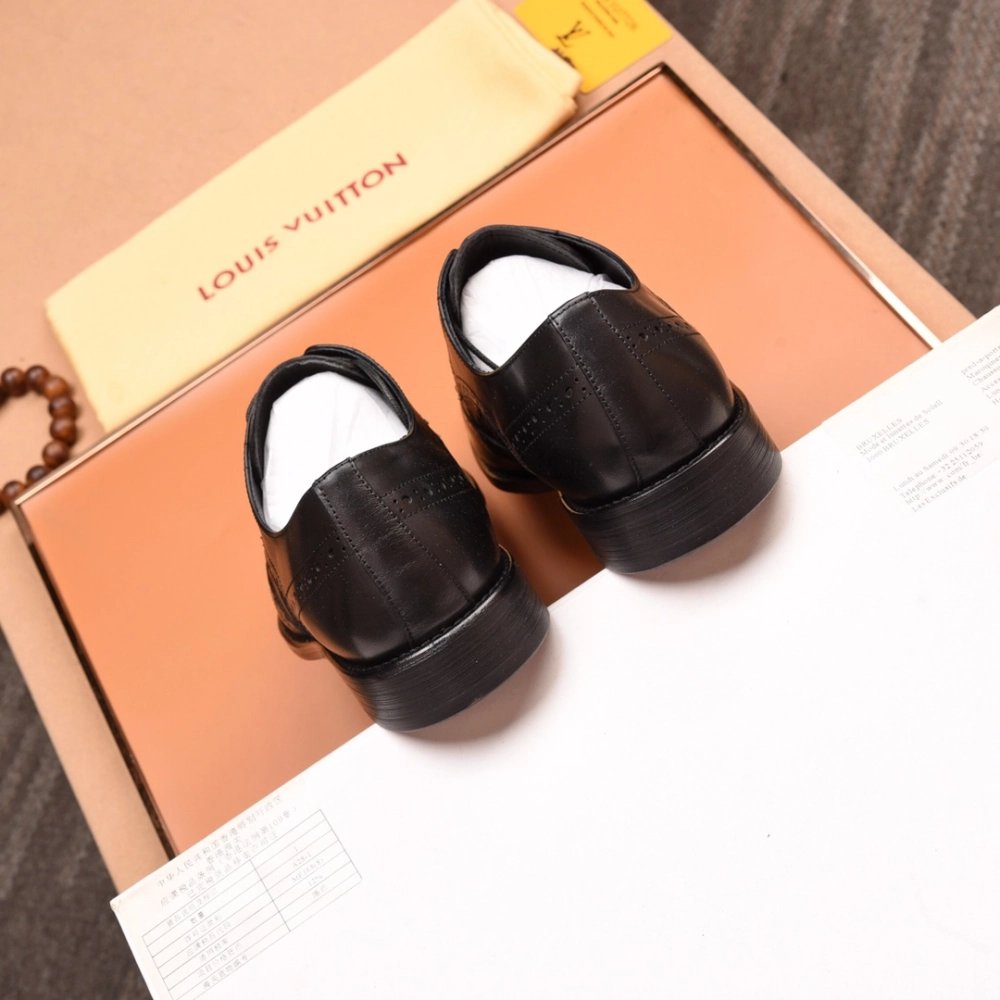 Louis Vuitton leather shoes 118,Louis Vuitton Leather Shoes,LOUIS VUITTON Sneakers,Business Shoes