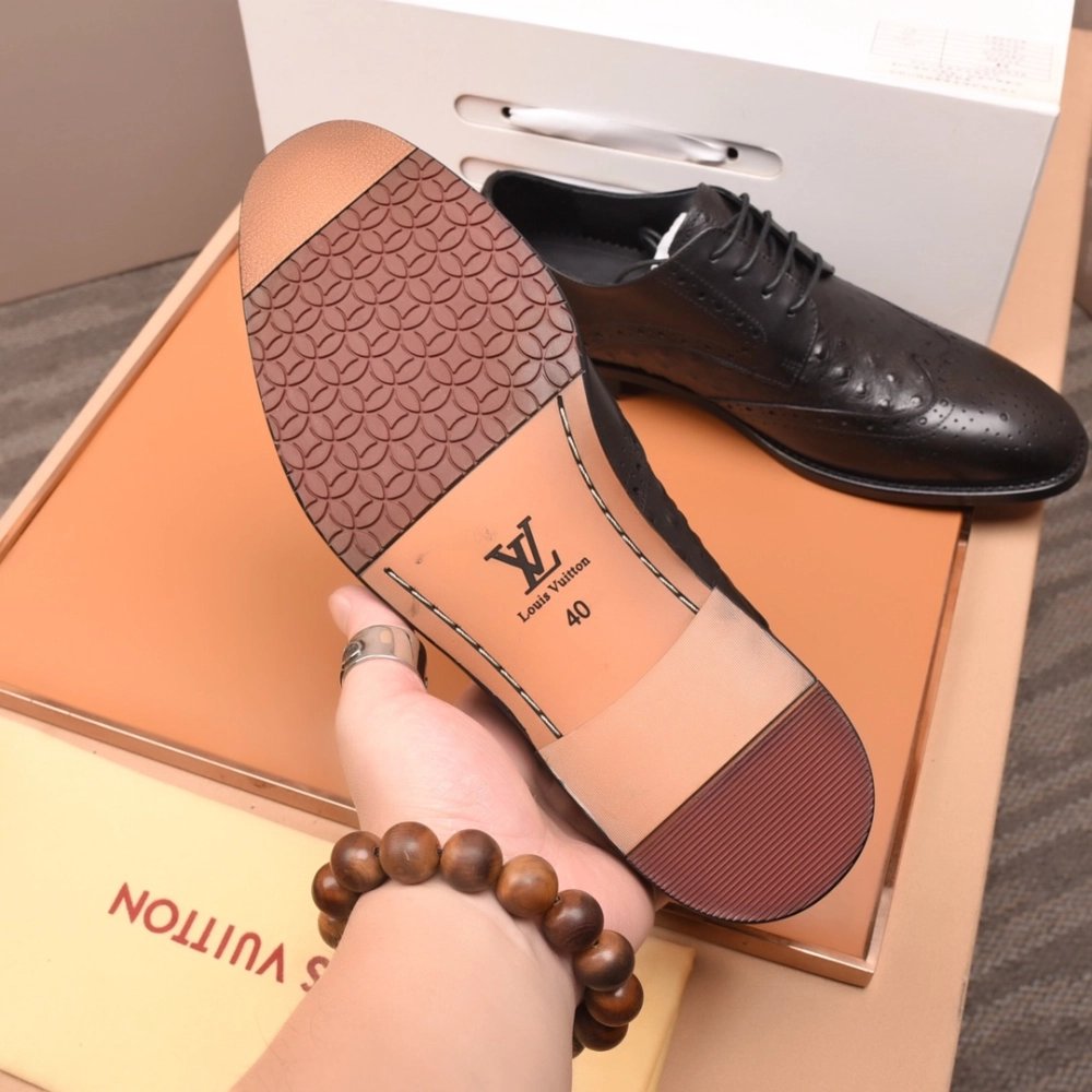 Louis Vuitton leather shoes 118,Louis Vuitton Leather Shoes,LOUIS VUITTON Sneakers,Business Shoes