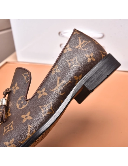 Louis Vuitton leather shoes 125,Louis Vuitton Leather Shoes,LOUIS VUITTON Sneakers,Business Shoes