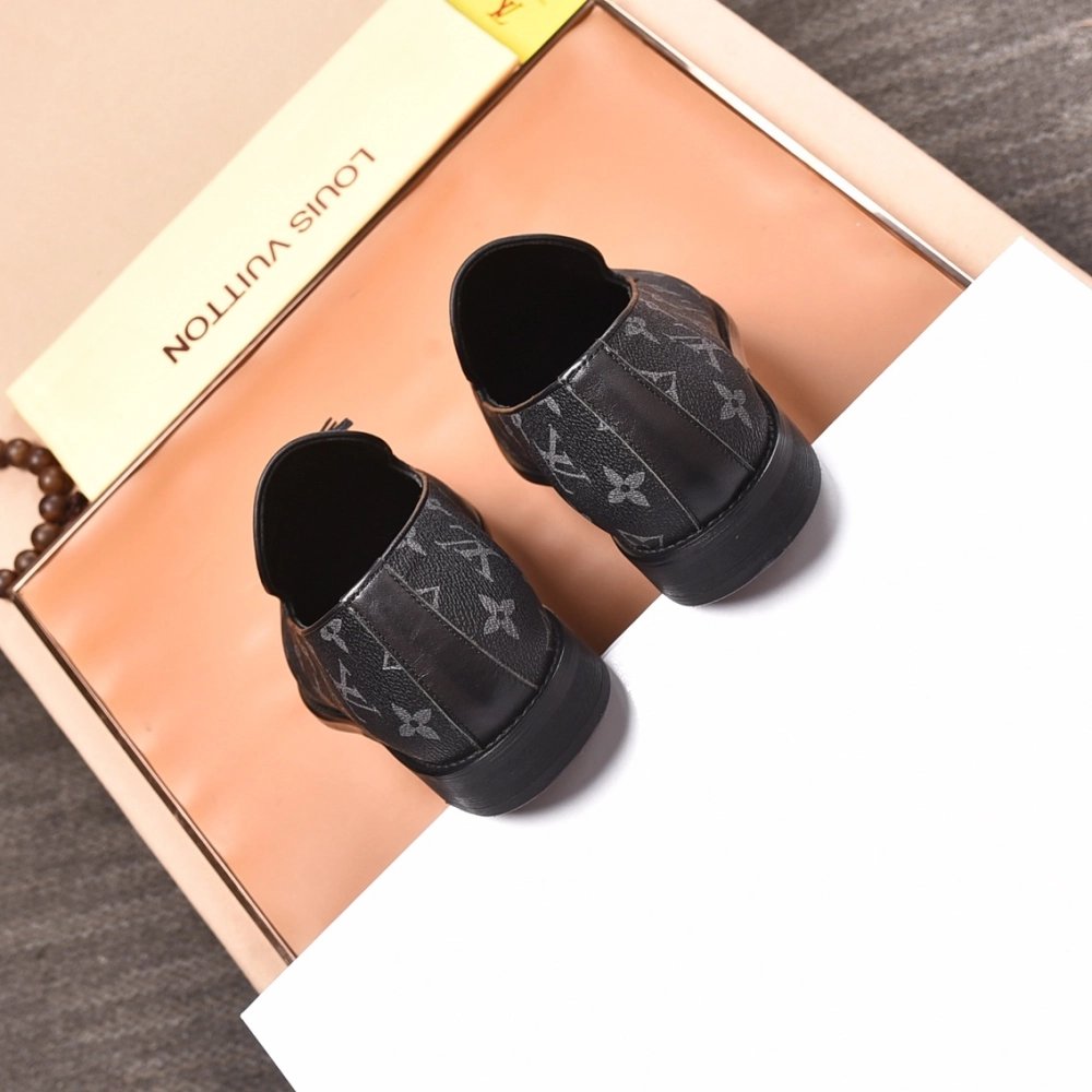 Louis Vuitton leather shoes 126,Louis Vuitton Leather Shoes,LOUIS VUITTON Sneakers,Business Shoes
