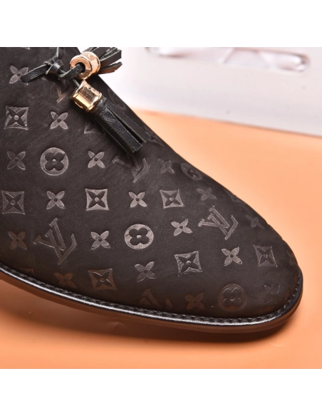 Louis Vuitton leather shoes 127,Louis Vuitton Leather Shoes,LOUIS VUITTON Sneakers,Business Shoes