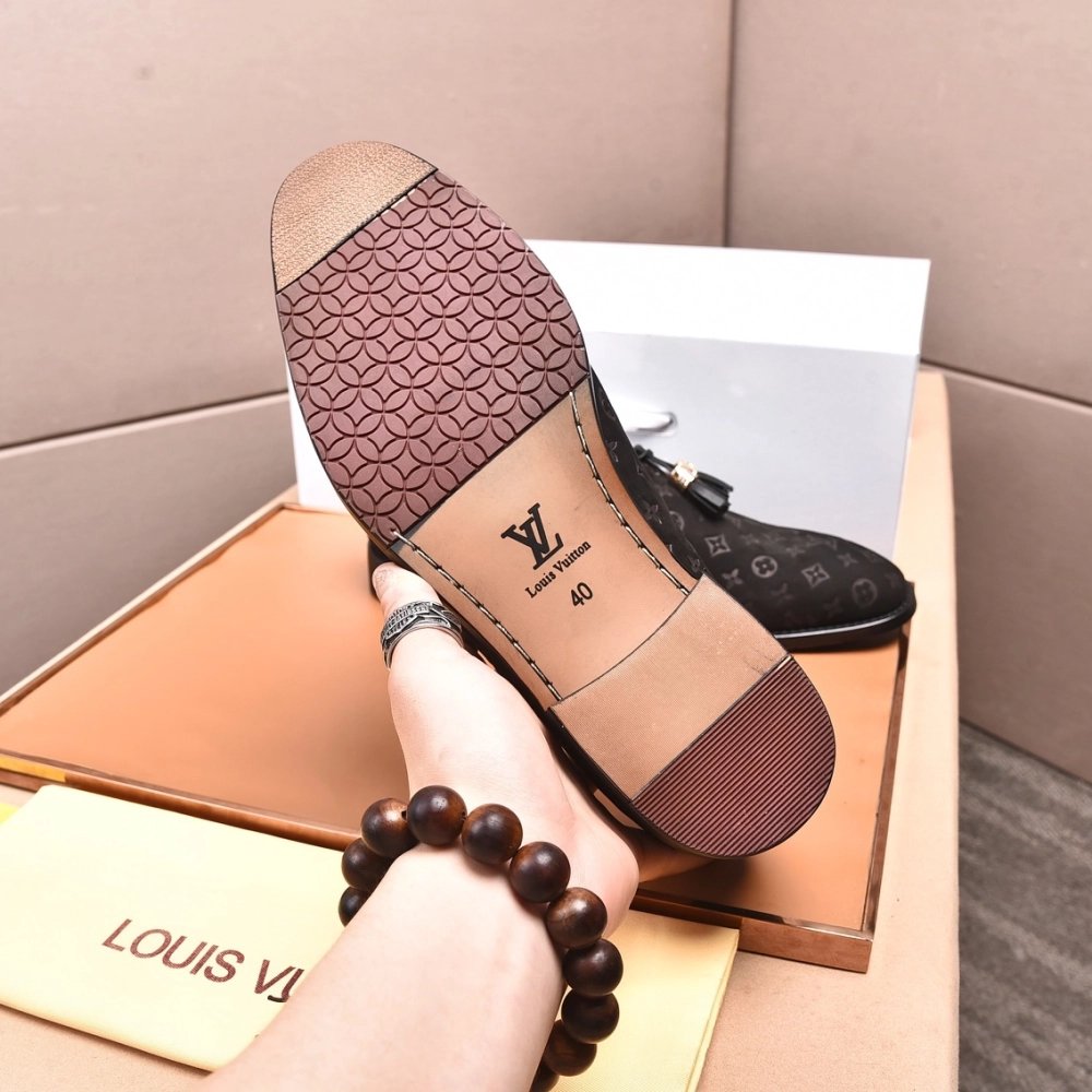 Louis Vuitton leather shoes 127,Louis Vuitton Leather Shoes,LOUIS VUITTON Sneakers,Business Shoes