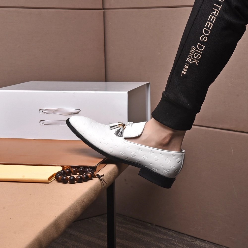 Louis Vuitton leather shoes 128,Louis Vuitton Leather Shoes,LOUIS VUITTON Sneakers,Business Shoes