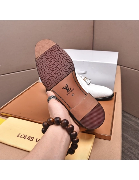 Louis Vuitton leather shoes 128,Louis Vuitton Leather Shoes,LOUIS VUITTON Sneakers,Business Shoes