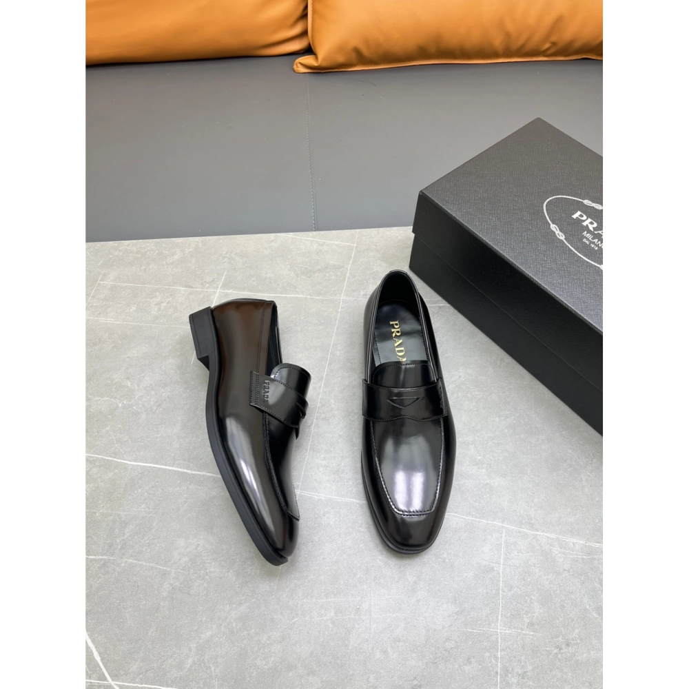 Prada leather shoes 009,PRADA SNEAKERS,Luxury Shoes