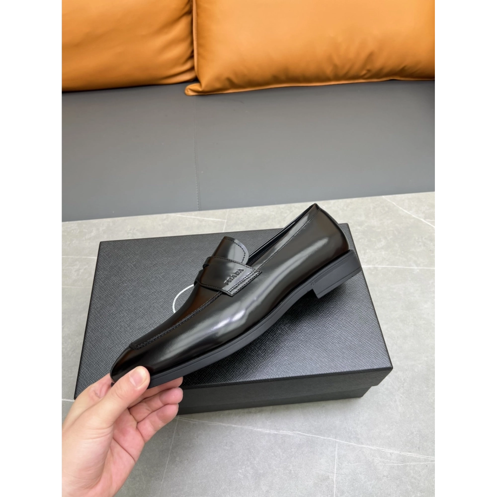 Prada leather shoes 009,PRADA SNEAKERS,Luxury Shoes