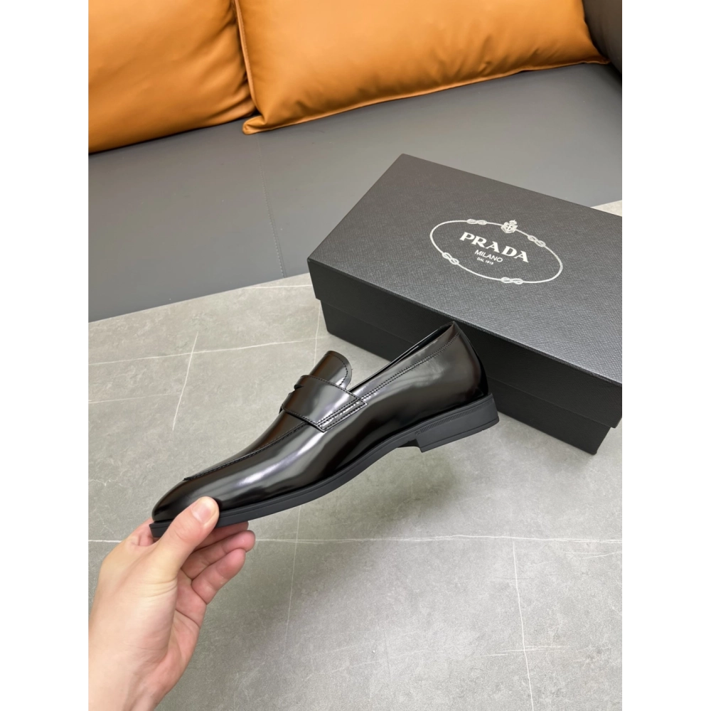 Prada leather shoes 009,PRADA SNEAKERS,Luxury Shoes