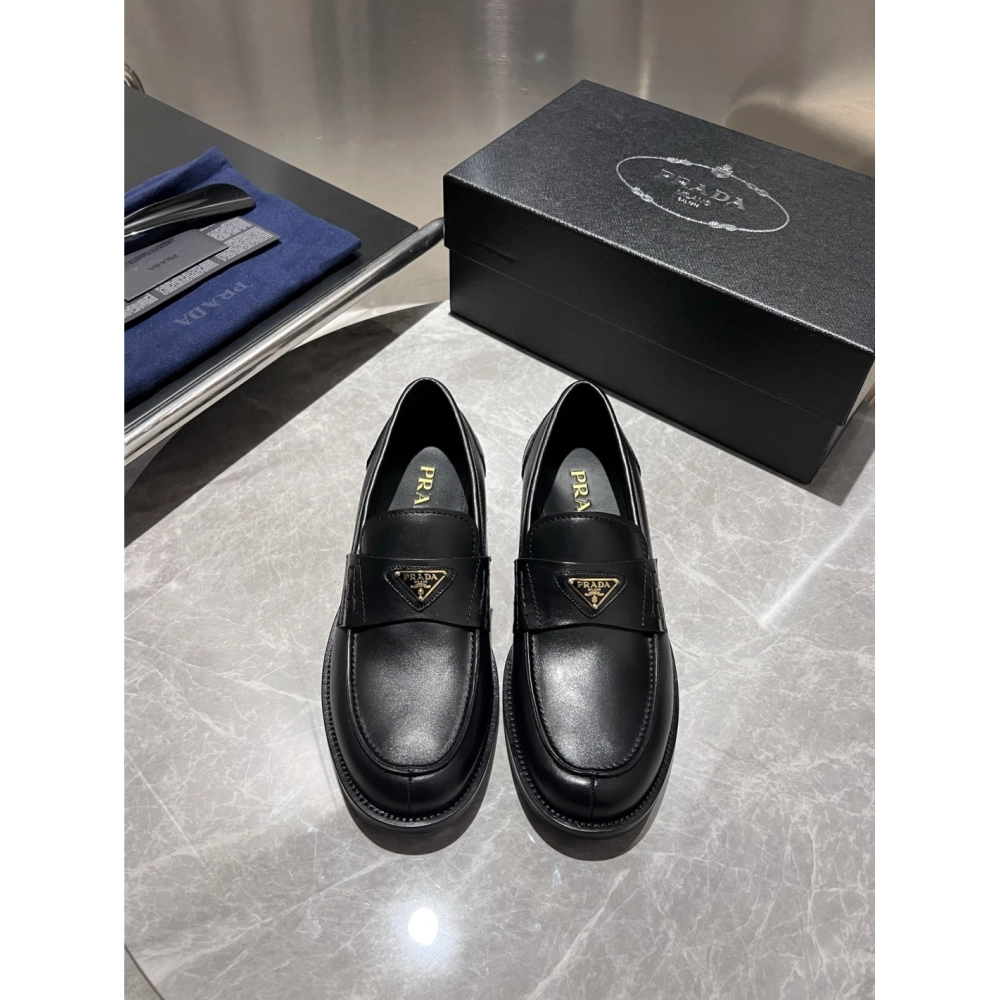 Prada leather shoes 018,PRADA SNEAKERS,Luxury Shoes