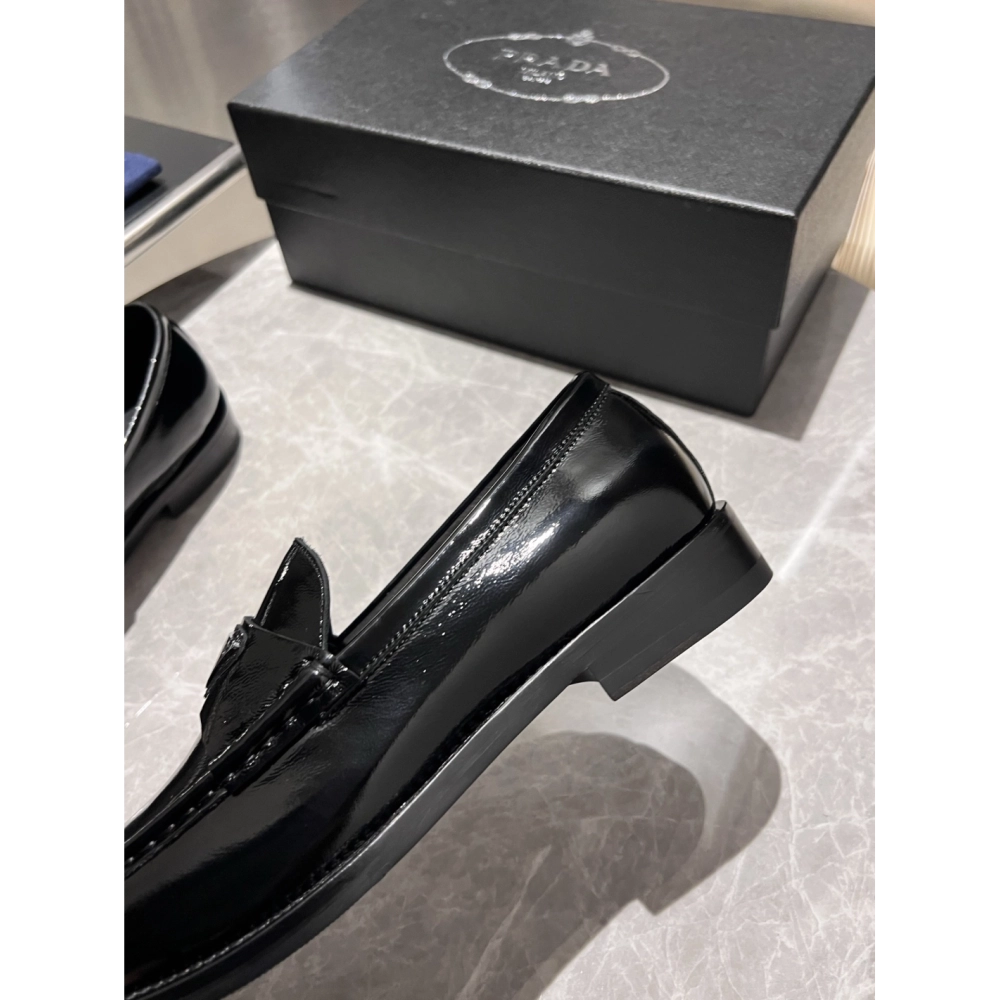 Prada leather shoes 014,PRADA SNEAKERS,Luxury Shoes