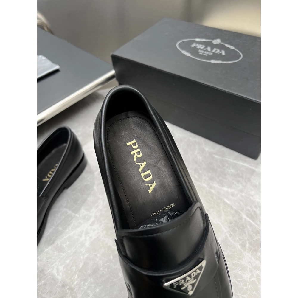 Prada leather shoes 019,PRADA SNEAKERS,Luxury Shoes