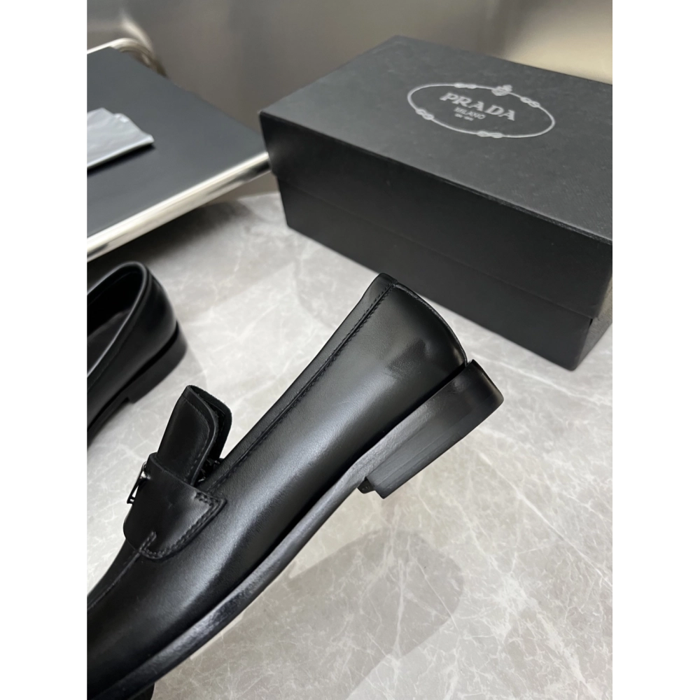Prada leather shoes 019,PRADA SNEAKERS,Luxury Shoes