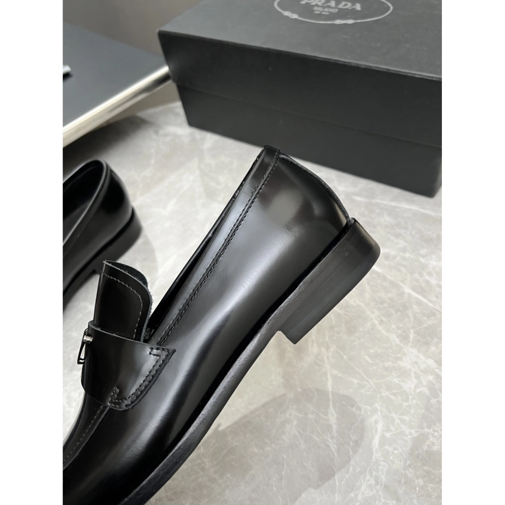 Prada leather shoes 021,PRADA SNEAKERS,Luxury Shoes