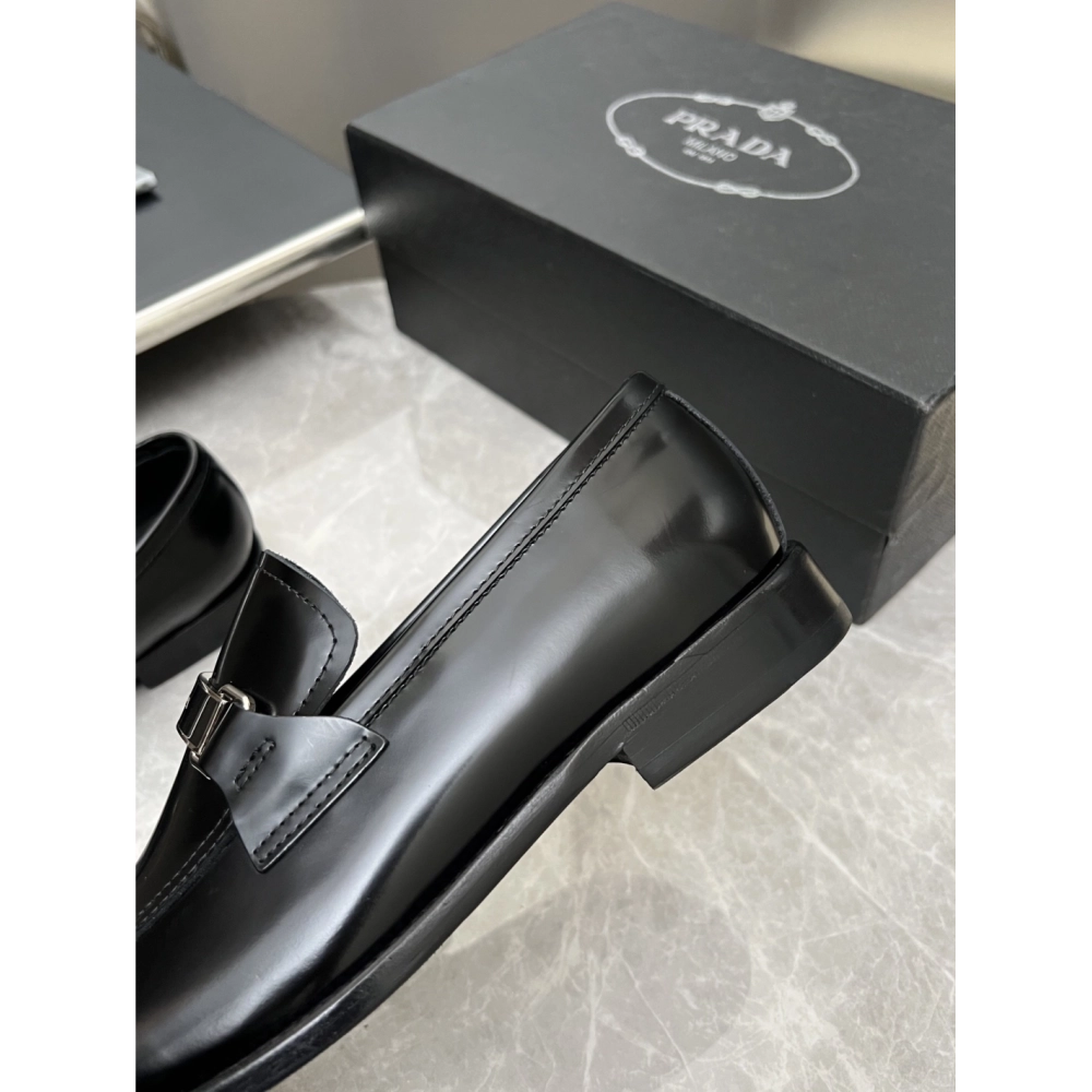 Prada leather shoes 024,PRADA SNEAKERS,Luxury Shoes