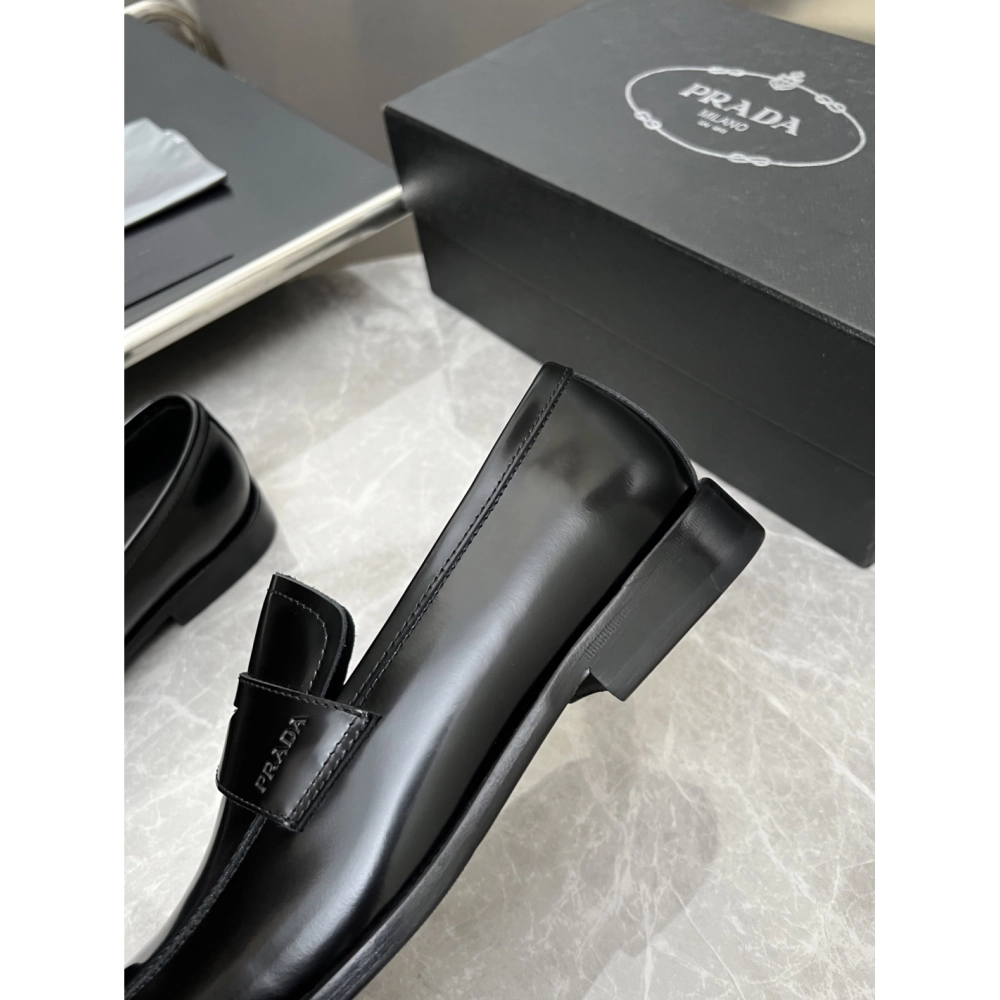Prada leather shoes 025,PRADA SNEAKERS,Luxury Shoes
