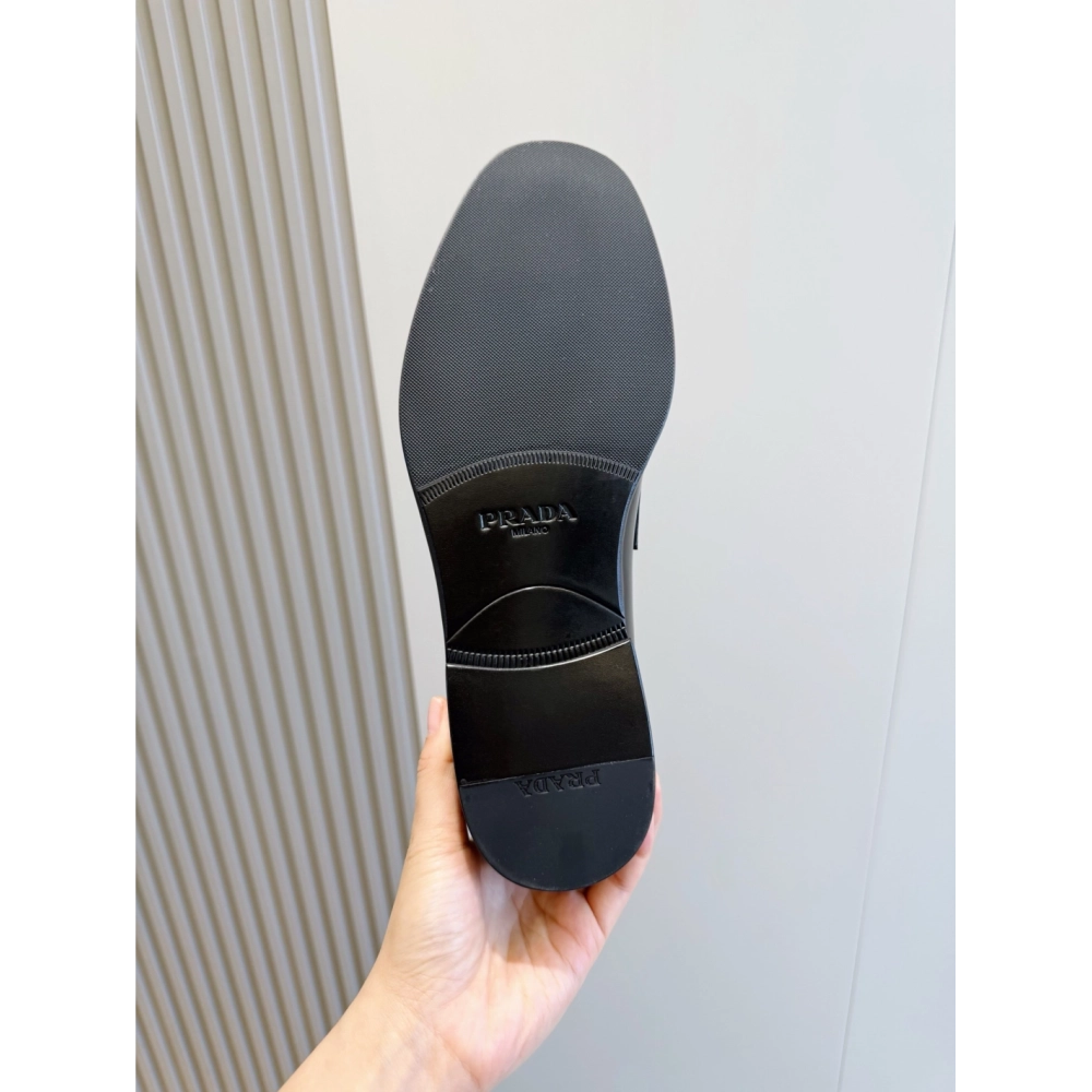 Prada leather shoes 030,PRADA SNEAKERS,Luxury Shoes