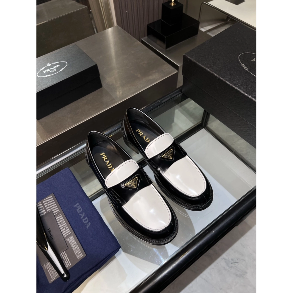 Prada leather shoes 032,PRADA SNEAKERS,Luxury Shoes
