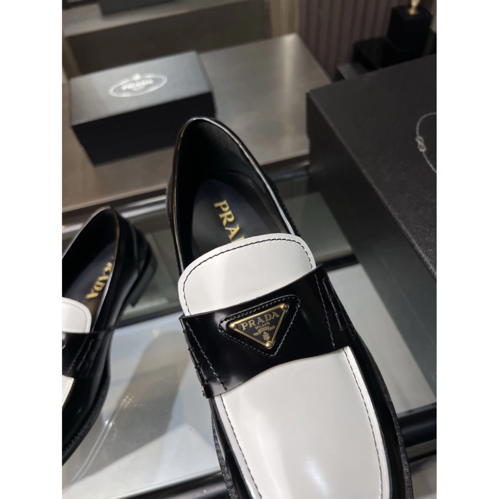 Prada leather shoes 032,PRADA SNEAKERS,Luxury Shoes