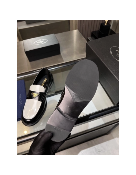 Prada leather shoes 032,PRADA SNEAKERS,Luxury Shoes