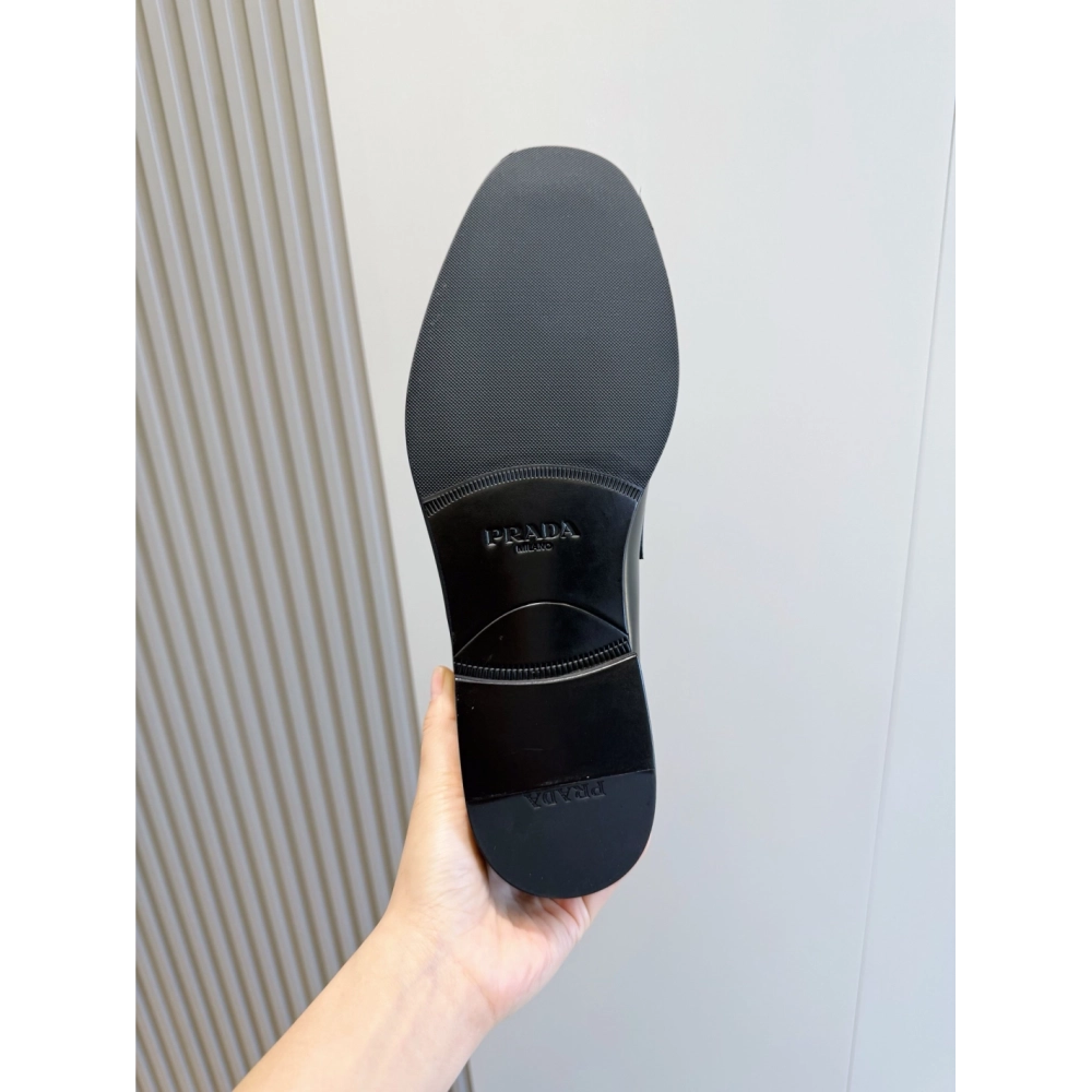 Prada leather shoes 028,PRADA SNEAKERS,Luxury Shoes