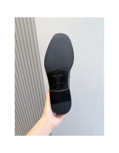 Prada leather shoes 028,PRADA SNEAKERS,Luxury Shoes