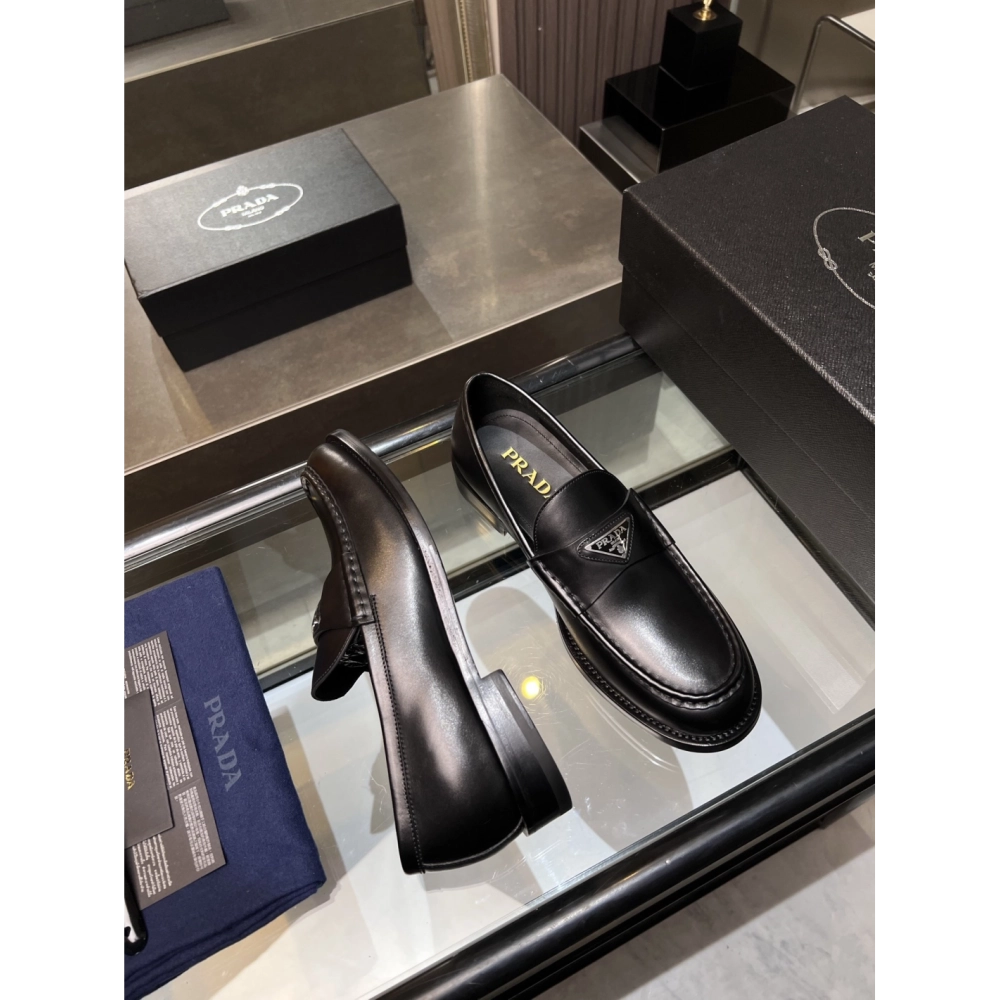 Prada leather shoes 039,PRADA SNEAKERS,Luxury Shoes