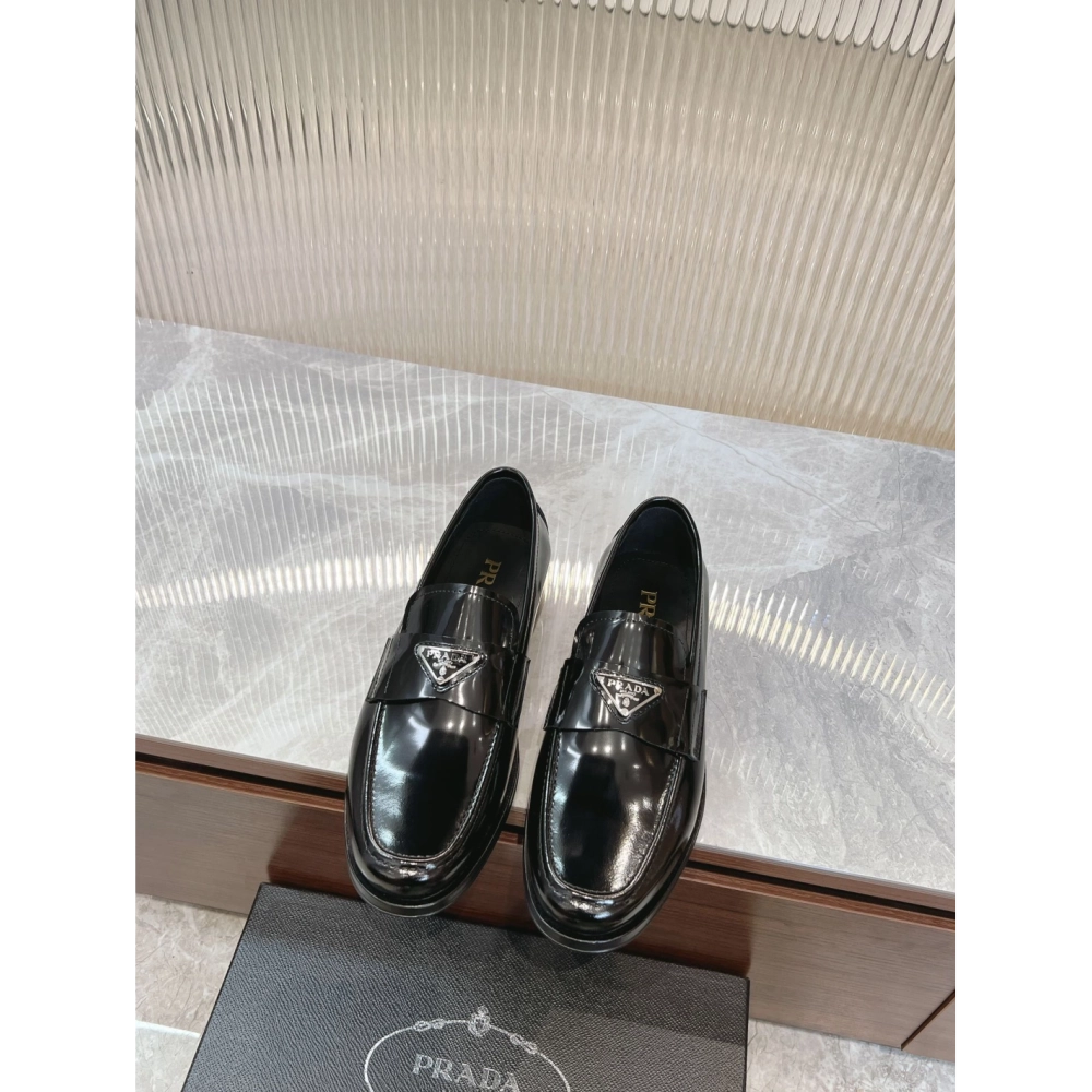 Prada leather shoes 042,PRADA SNEAKERS,Luxury Shoes