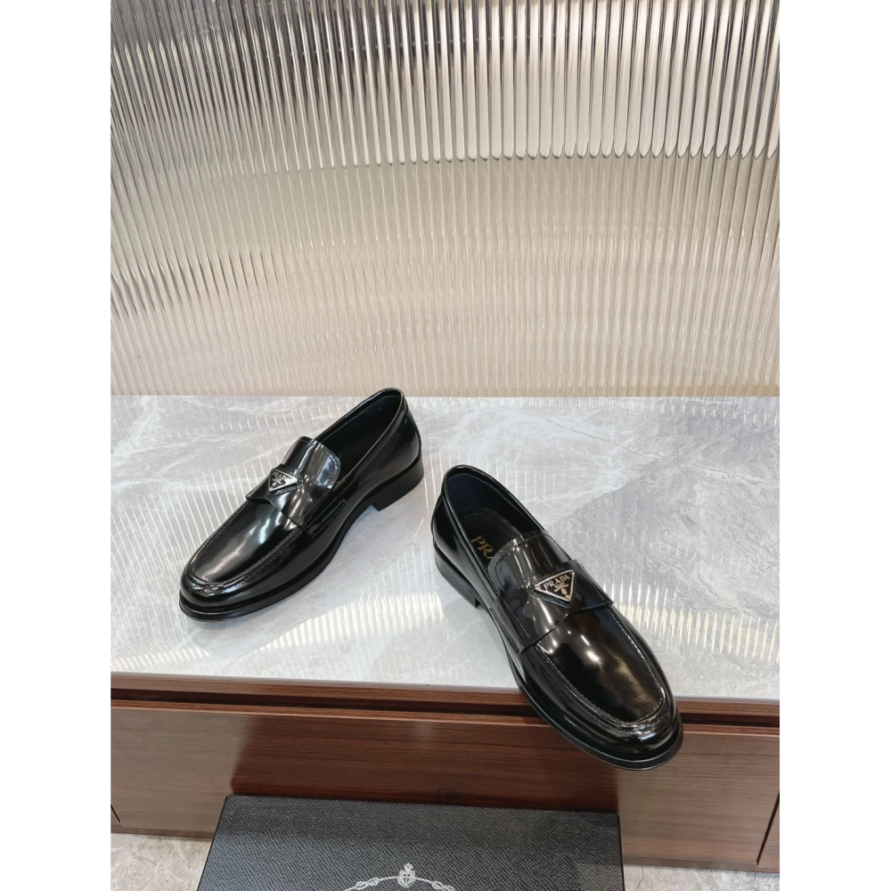 Prada leather shoes 042,PRADA SNEAKERS,Luxury Shoes