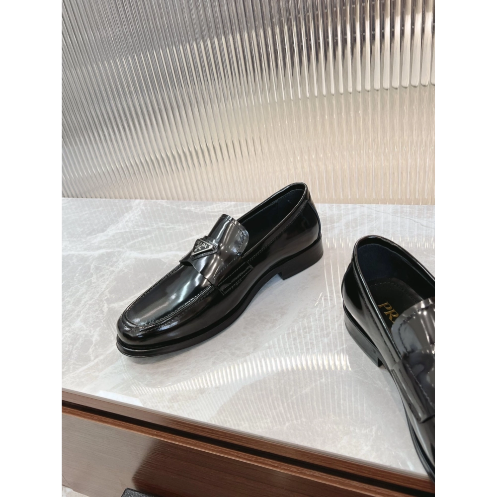 Prada leather shoes 042,PRADA SNEAKERS,Luxury Shoes