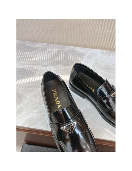 Prada leather shoes 042,PRADA SNEAKERS,Luxury Shoes