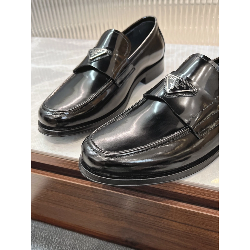 Prada leather shoes 042,PRADA SNEAKERS,Luxury Shoes
