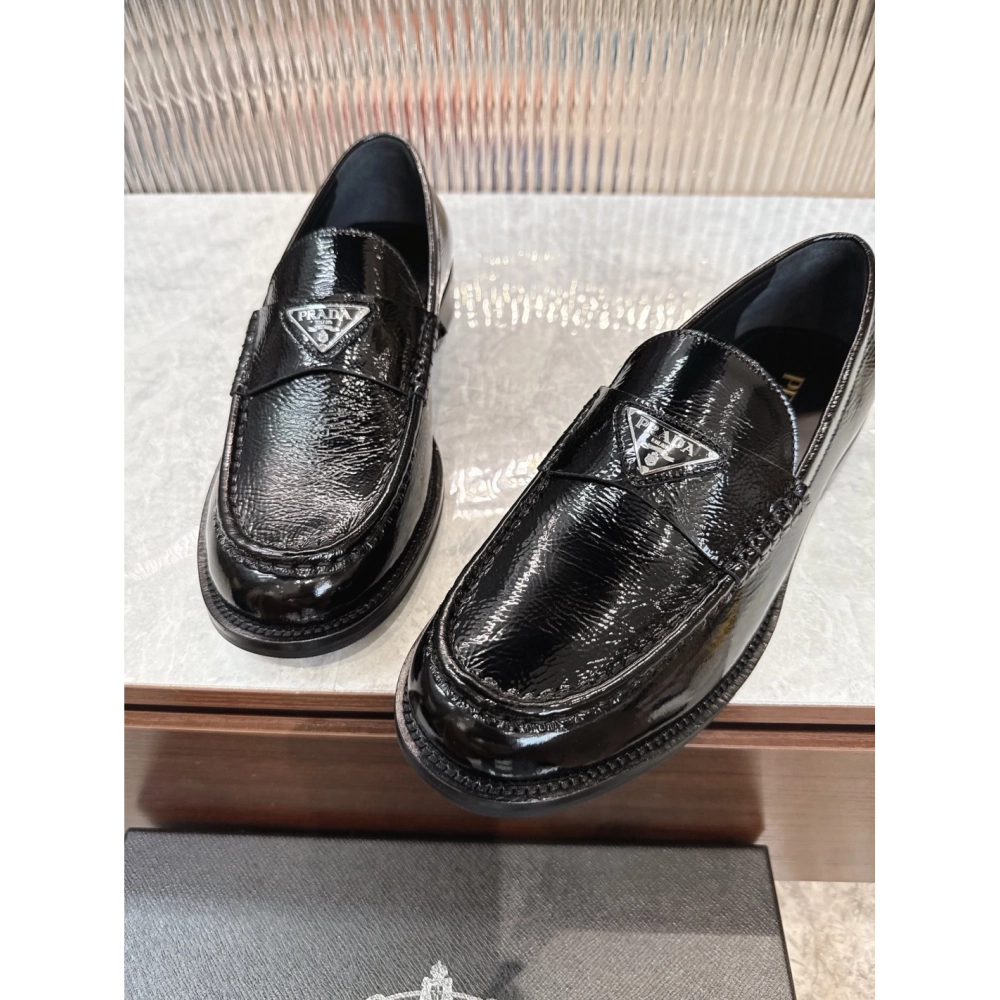Prada leather shoes 065,PRADA SNEAKERS,Luxury Shoes