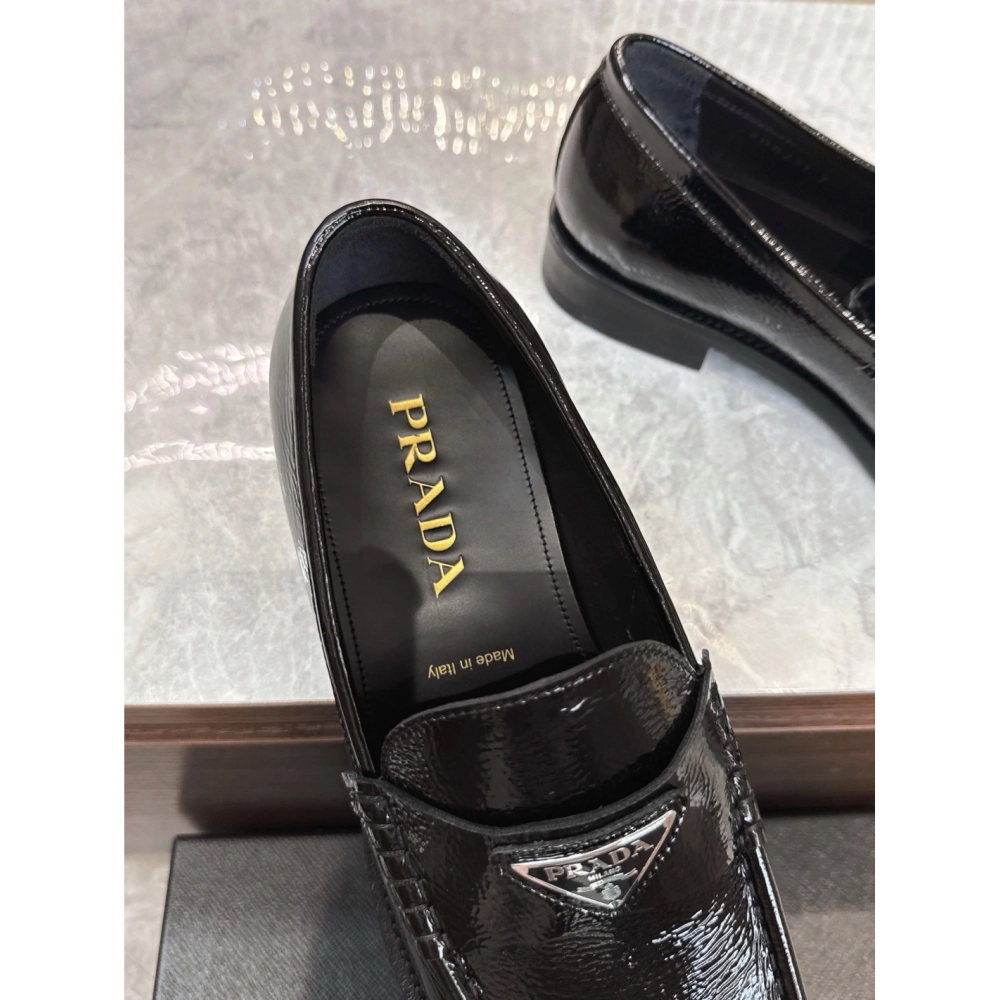 Prada leather shoes 065,PRADA SNEAKERS,Luxury Shoes