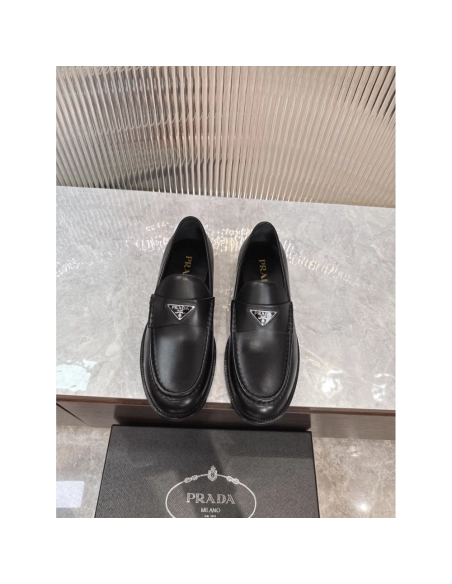 Prada leather shoes 066,PRADA SNEAKERS,Luxury Shoes