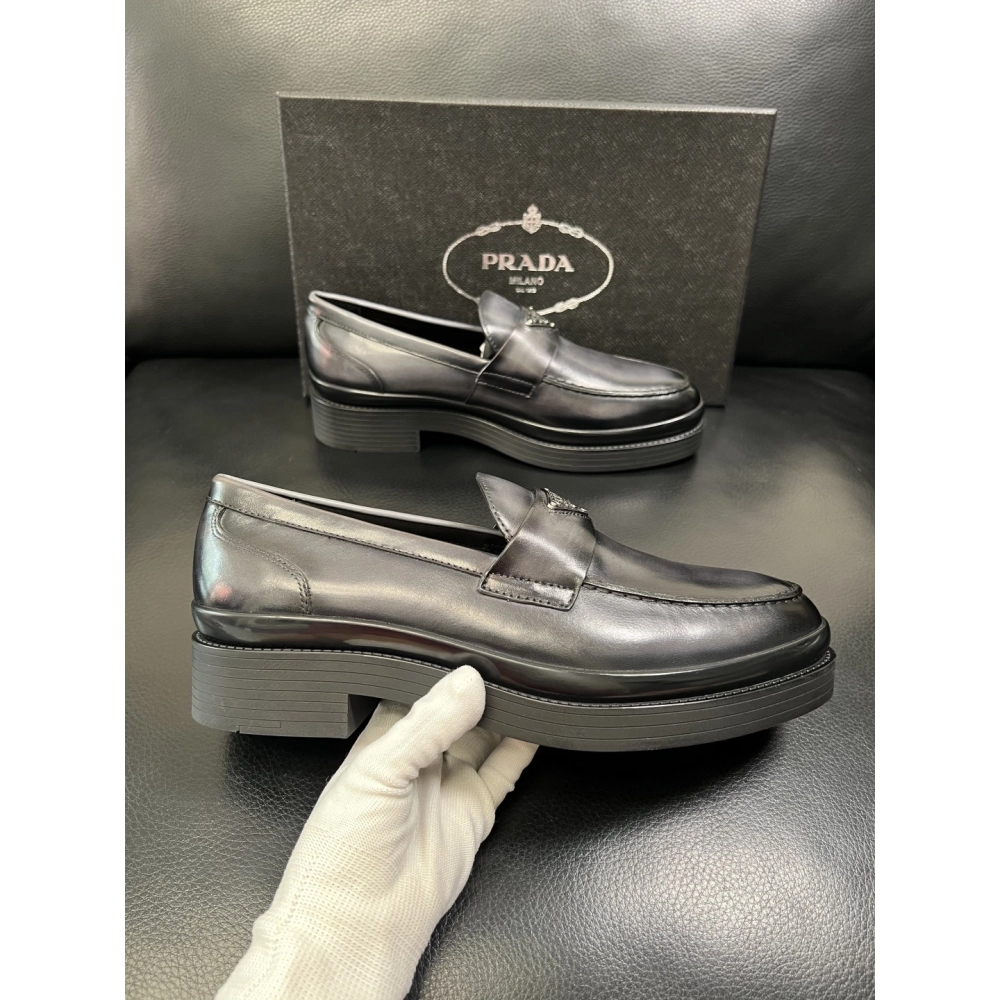 Prada leather shoes 072,PRADA SNEAKERS,Luxury Shoes