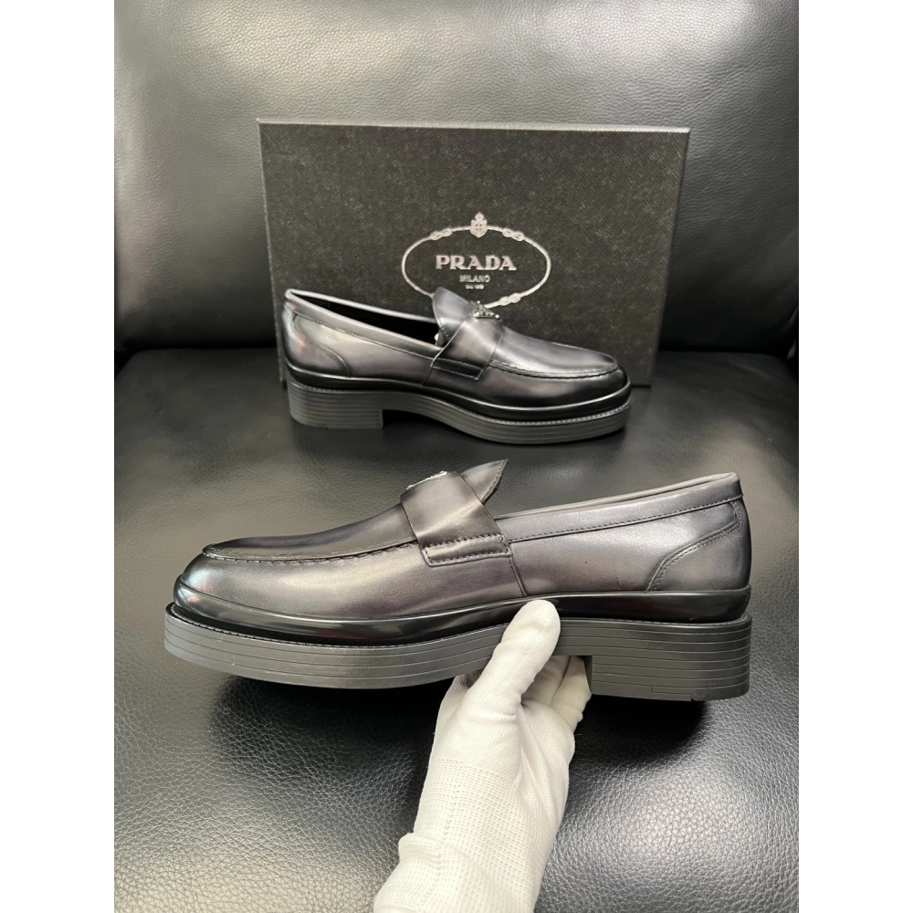 Prada leather shoes 072,PRADA SNEAKERS,Luxury Shoes