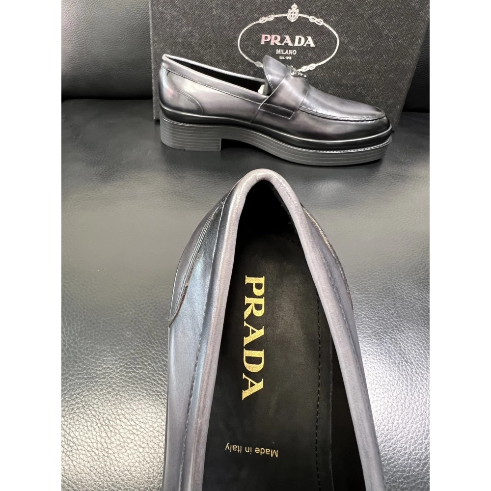 Prada leather shoes 072,PRADA SNEAKERS,Luxury Shoes