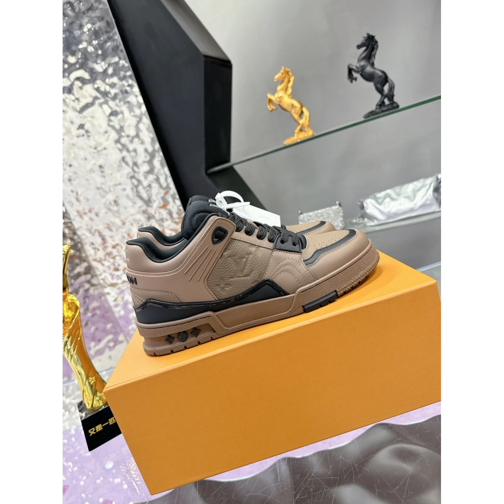 LV Sneakers 2026 601,LV Sneakers,LOUIS VUITTON Sneakers,More Brands