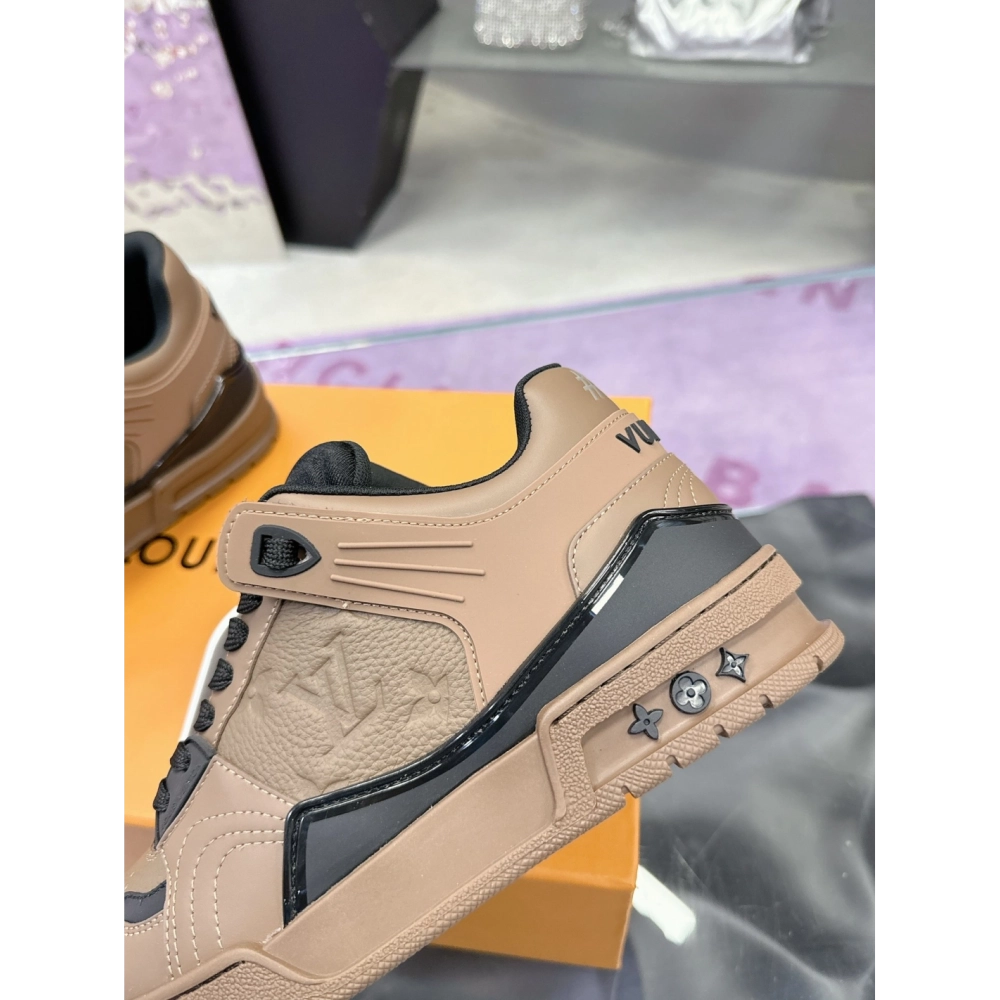 LV Sneakers 2026 601,LV Sneakers,LOUIS VUITTON Sneakers,More Brands