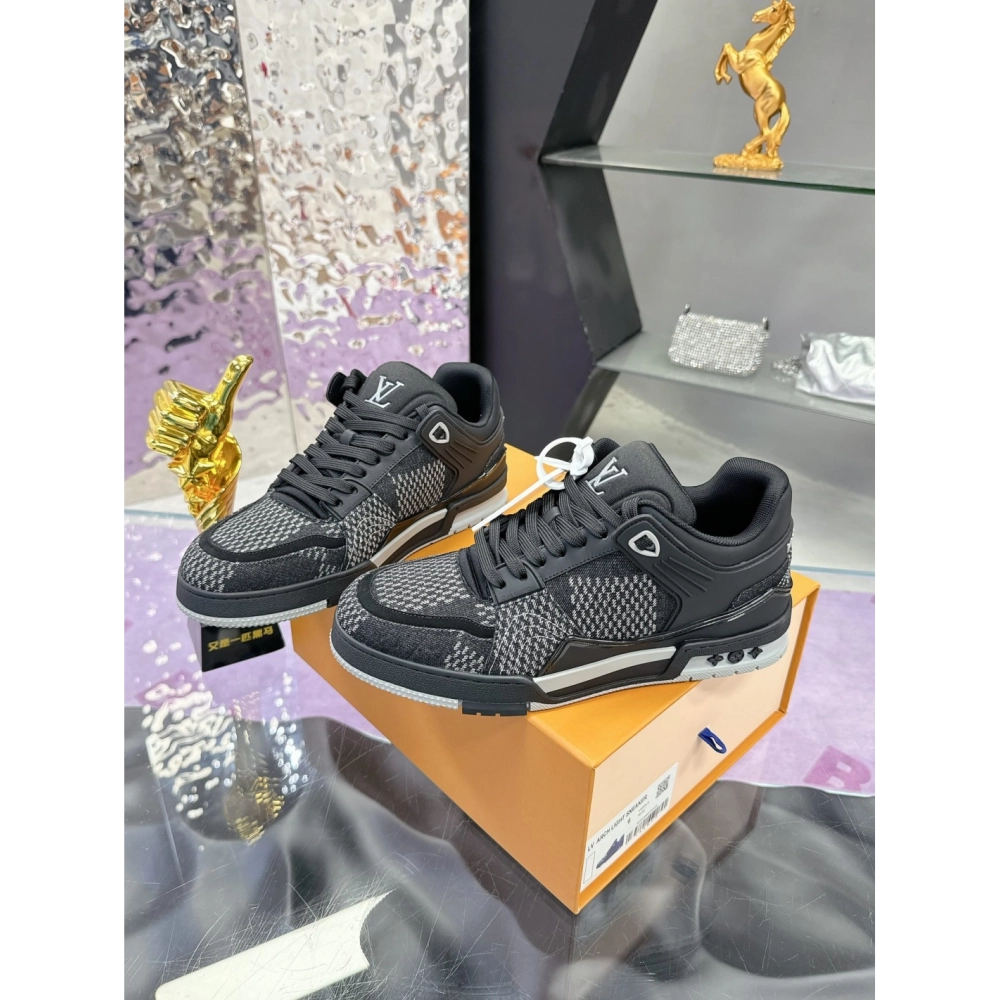 LV Sneakers 2026 602,LV Sneakers,LOUIS VUITTON Sneakers,More Brands