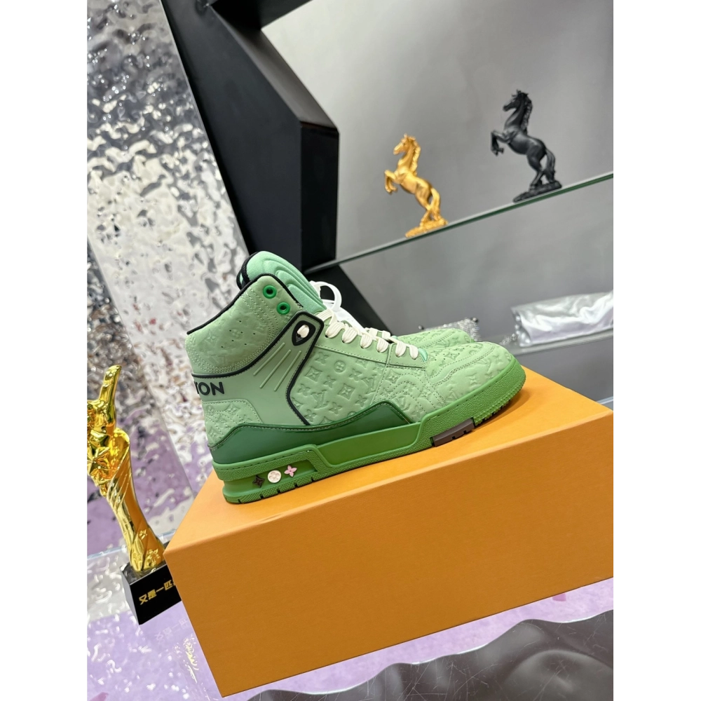 LV Sneakers 2026 607,LV Sneakers,LOUIS VUITTON Sneakers,More Brands