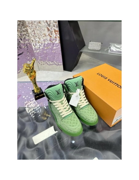 LV Sneakers 2026 607,LV Sneakers,LOUIS VUITTON Sneakers,More Brands
