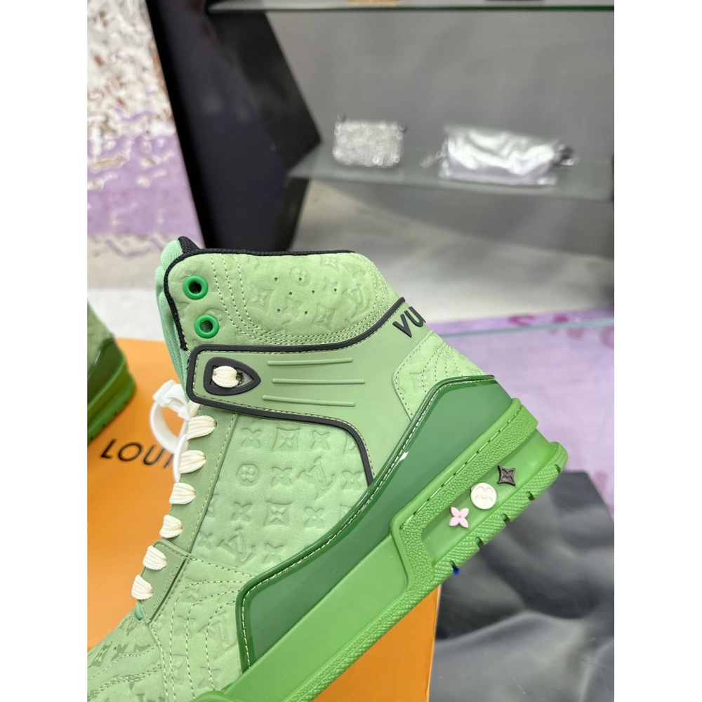 LV Sneakers 2026 607,LV Sneakers,LOUIS VUITTON Sneakers,More Brands