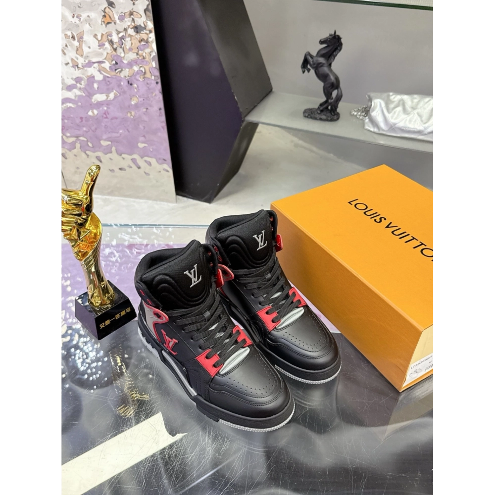LV Sneakers 2026 608,LV Sneakers,LOUIS VUITTON Sneakers,More Brands