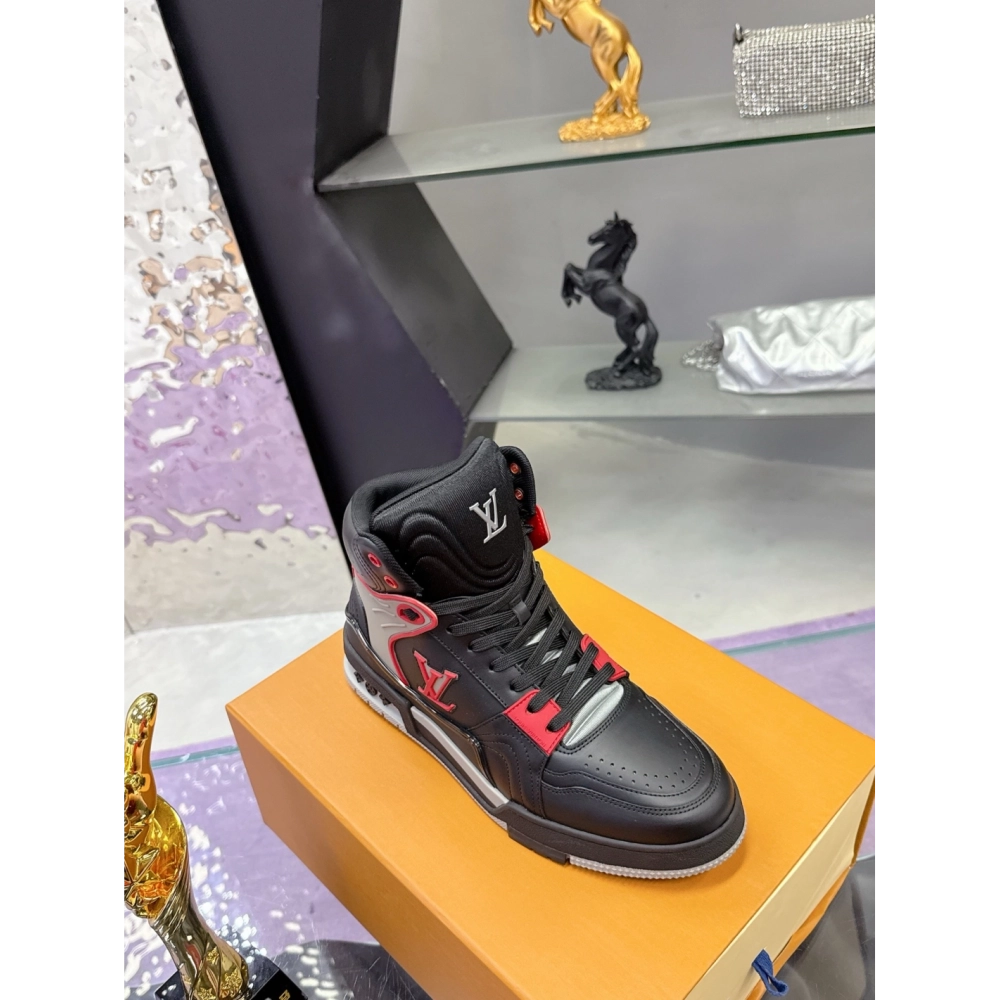 LV Sneakers 2026 608,LV Sneakers,LOUIS VUITTON Sneakers,More Brands