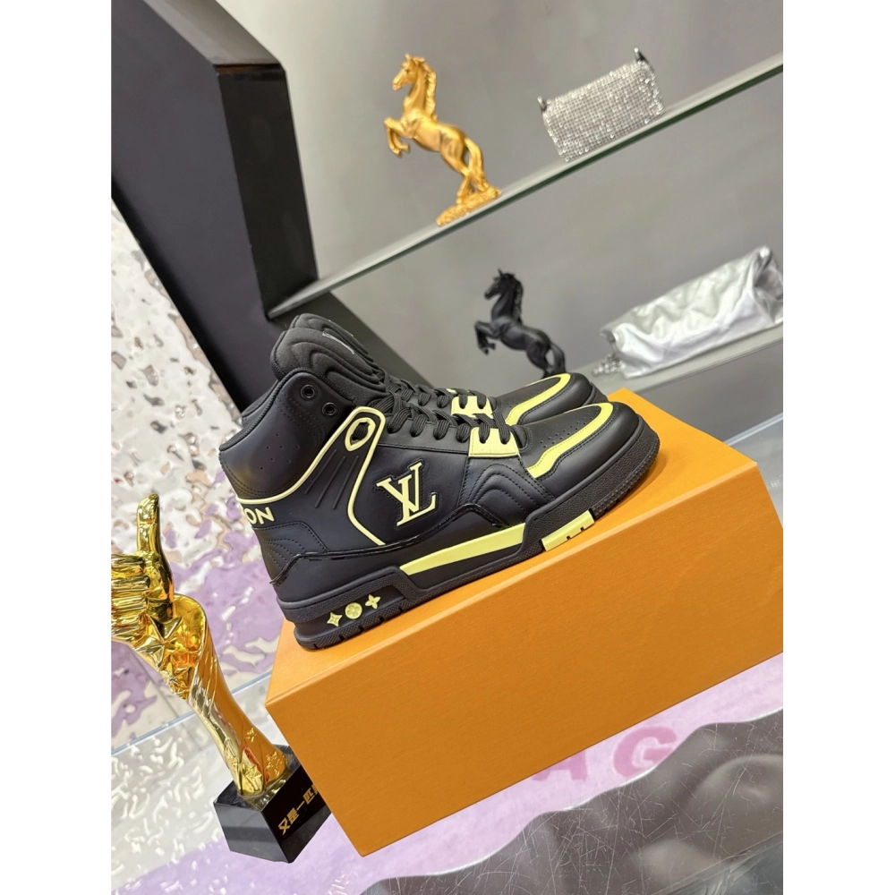 LV Sneakers 2026 609,LV Sneakers,LOUIS VUITTON Sneakers,More Brands