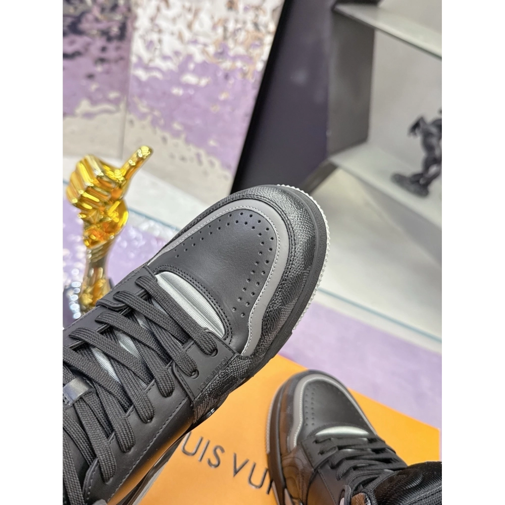 LV Sneakers 2026 611,LV Sneakers,LOUIS VUITTON Sneakers,More Brands