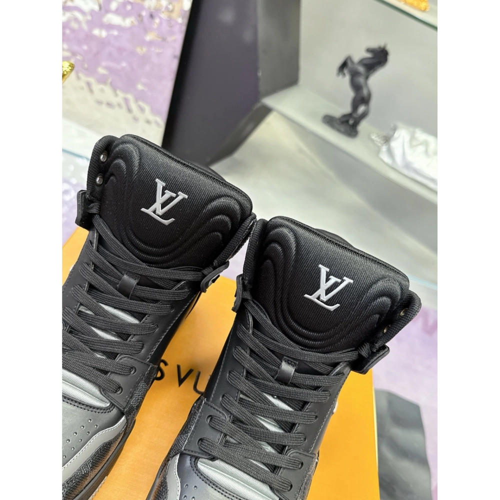 LV Sneakers 2026 611,LV Sneakers,LOUIS VUITTON Sneakers,More Brands